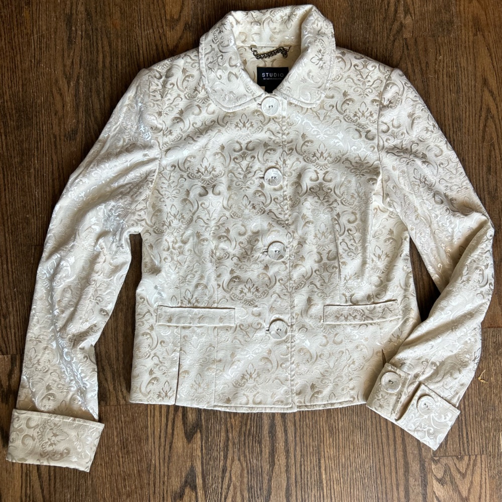 Liz Claiborne blazer top